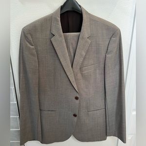 Hugo Boss Brown summer suite